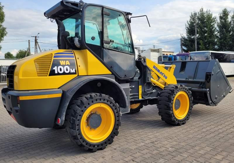 Komatsu WA1 100M / SPROWADZONA Z FRANCJI/ 6 300 MTH - Riteņu iekrāvējs: foto 2 Komatsu WA1 100M / SPROWADZONA Z FRANCJI/ 6 300 MTH - Riteņu iekrāvējs: foto 2