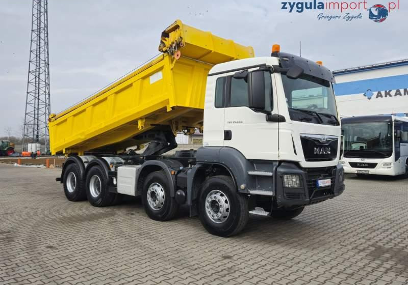 MAN TGS 35.440/2 STRONNA WYWROTKA/SPROWADZONY Z FR - Kravas automašīna pašizgāzējs: foto 1 MAN TGS 35.440/2 STRONNA WYWROTKA/SPROWADZONY Z FR - Kravas automašīna pašizgāzējs: foto 1
