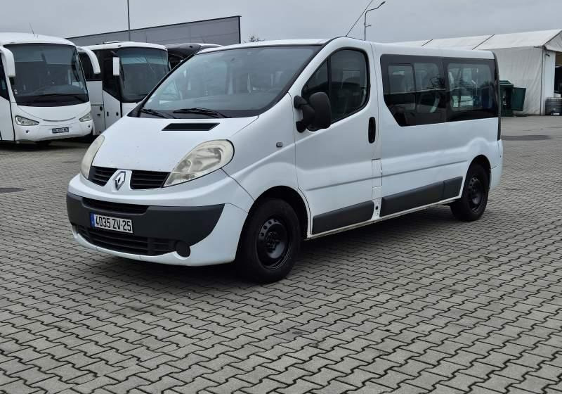 Renault TRAFIC 2.0 DCI 90 COMBI L2H1 / SPROWADZONY - Mikroautobuss, Pasažieru furgons: foto 1 Renault TRAFIC 2.0 DCI 90 COMBI L2H1 / SPROWADZONY - Mikroautobuss, Pasažieru furgons: foto 1