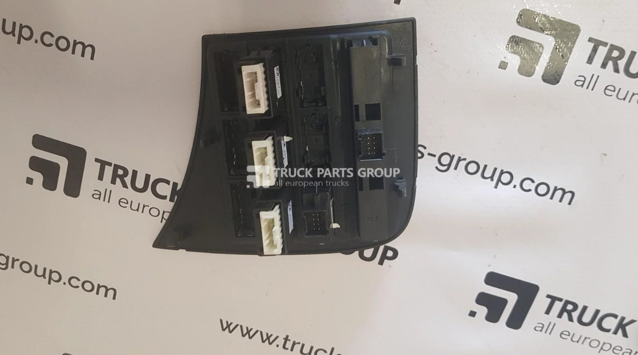 IVECO IVECO STRALIS EURO6 gearshift control, gearbox control switch buttons 5801856139, 5801654939, 5801856103, 5801721121, 5801281040, 5801328718, 4460650730, 504362202, 5801718341, 504388754, 0281020146, - Pārnesumkārba un rezerves daļas - Kravas automašīna: foto 2 IVECO IVECO STRALIS EURO6 gearshift control, gearbox control switch buttons 5801856139, 5801654939, 5801856103, 5801721121, 5801281040, 5801328718, 4460650730, 504362202, 5801718341, 504388754, 0281020146, - Pārnesumkārba un rezerves daļas - Kravas automašīna: foto 2