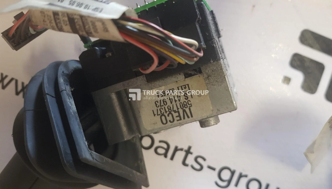 IVECO IVECO STRALIS EURO6 understeering switch control units 41223123, 5801781371, 5801781376, 5802518451. - Stūres statnes slēdzis - Kravas automašīna: foto 3 IVECO IVECO STRALIS EURO6 understeering switch control units 41223123, 5801781371, 5801781376, 5802518451. - Stūres statnes slēdzis - Kravas automašīna: foto 3