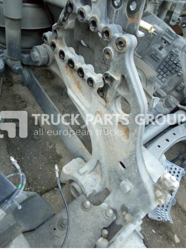 Mercedes Benz Actros MP4 EURO 5, EURO 6 emission frame parts, 9603253009, bearing bracket driving axle left + right, 9613259414, 9603253109, 9603257714, 9603257814, 9603257914, 9603258014, 9613251316, - Rāmis/ Šasija - Kravas automašīna: foto 1 Mercedes Benz Actros MP4 EURO 5, EURO 6 emission frame parts, 9603253009, bearing bracket driving axle left + right, 9613259414, 9603253109, 9603257714, 9603257814, 9603257914, 9603258014, 9613251316, - Rāmis/ Šasija - Kravas automašīna: foto 1