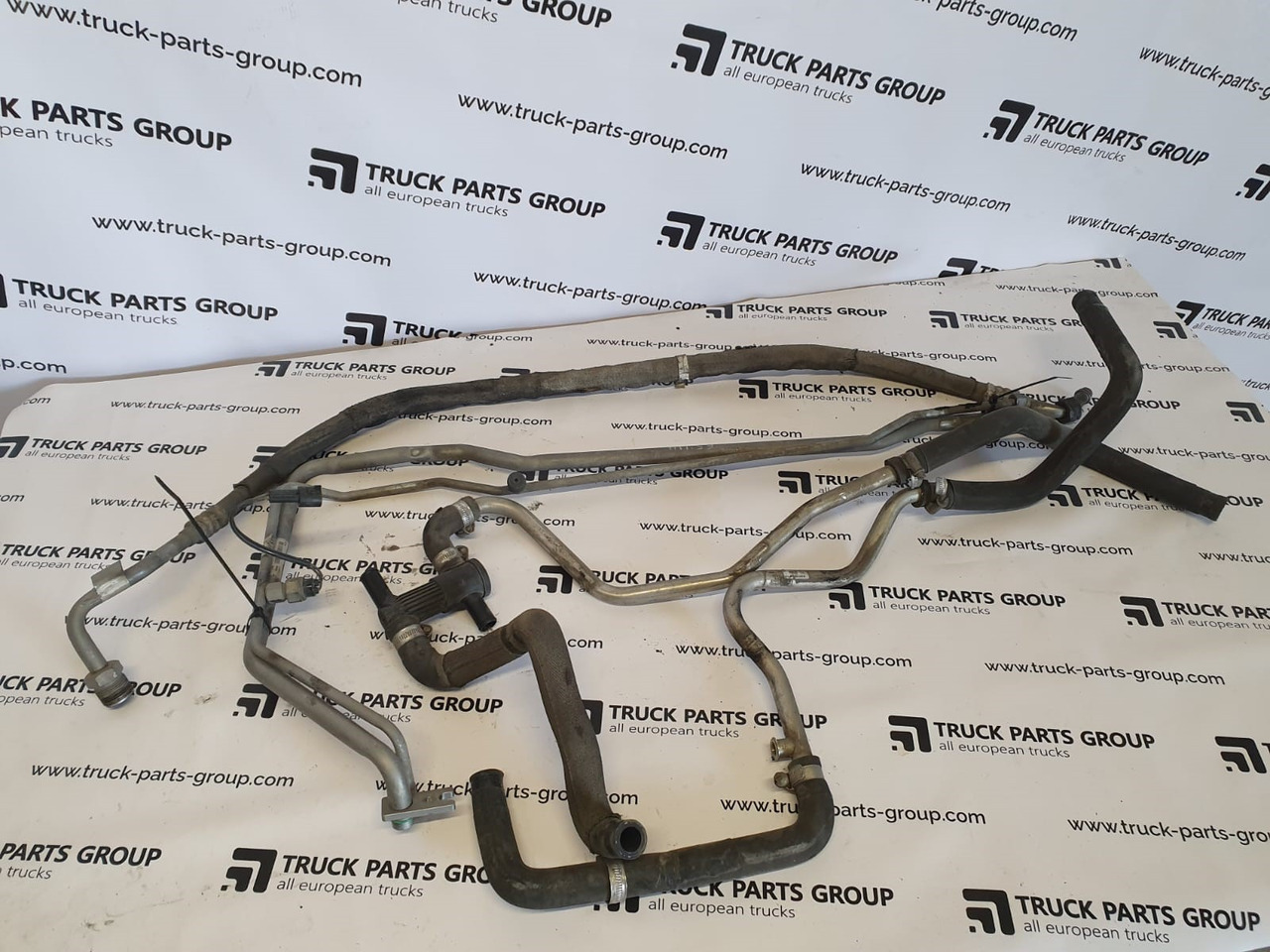 MAN MAN TGX / TGS EURO6 emission AC conditioning pipes, full set, air flow control 81619600808, 81619750304, 81619750305 - Rezerves daļa - Kravas automašīna: foto 1 MAN MAN TGX / TGS EURO6 emission AC conditioning pipes, full set, air flow control 81619600808, 81619750304, 81619750305 - Rezerves daļa - Kravas automašīna: foto 1