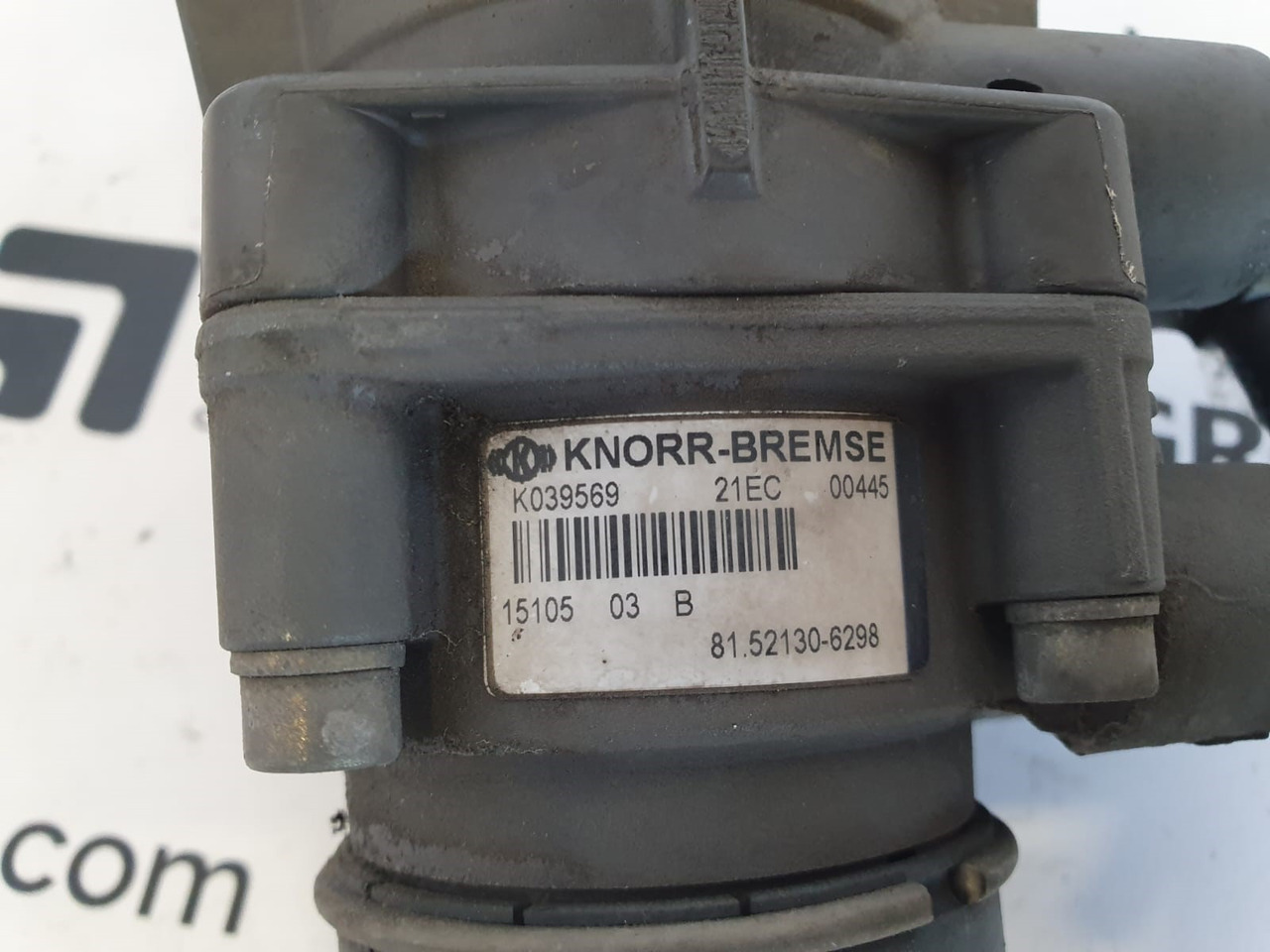 MAN MAN TGX / TGS EURO6 emission brake EBS control valve under pedal K039569, 81521306298, 81521306275, 81521306276 - Rezerves daļa - Kravas automašīna: foto 3 MAN MAN TGX / TGS EURO6 emission brake EBS control valve under pedal K039569, 81521306298, 81521306275, 81521306276 - Rezerves daļa - Kravas automašīna: foto 3