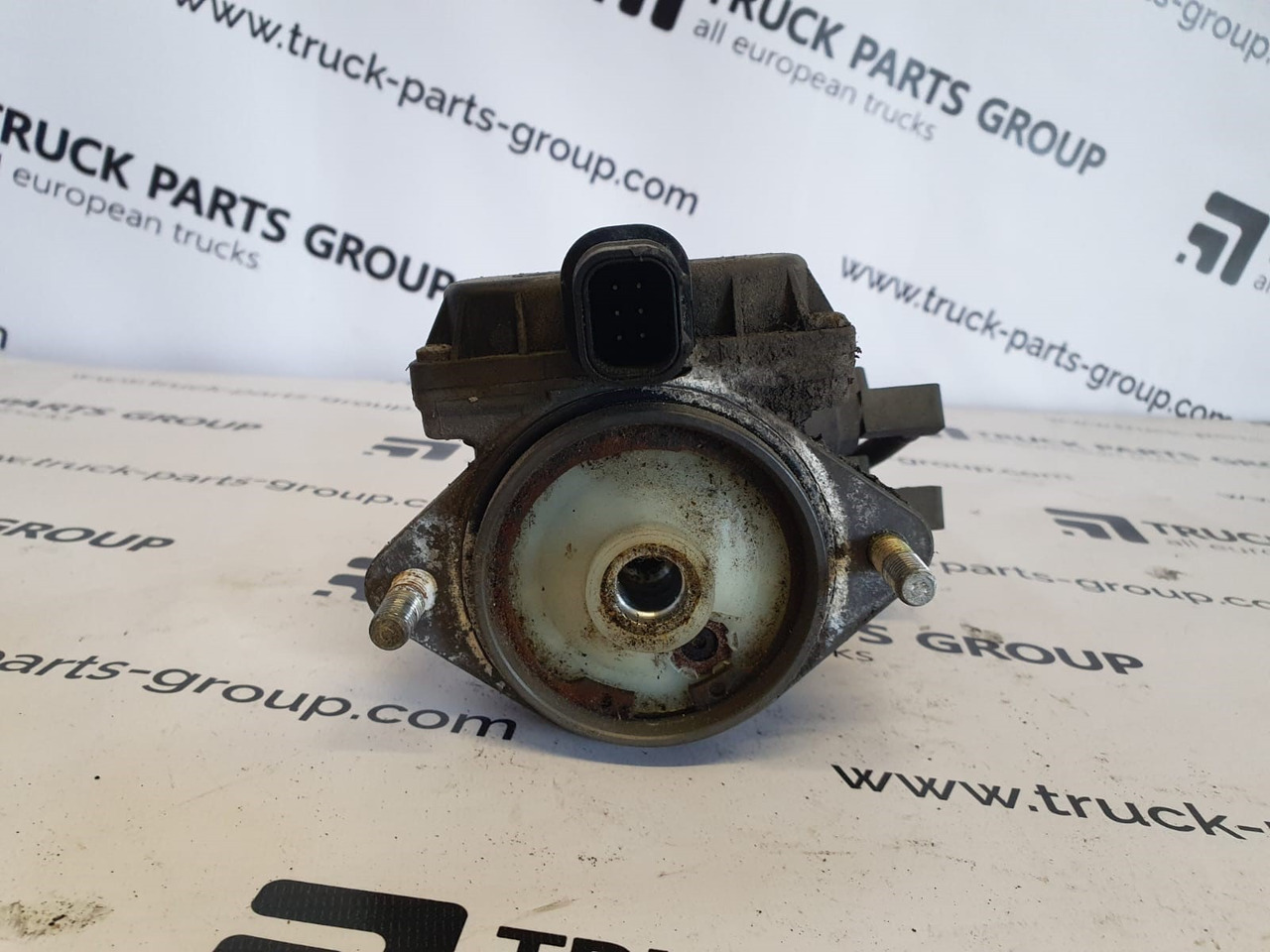 MAN MAN TGX / TGS EURO6 emission brake EBS control valve under pedal K039569, 81521306298, 81521306275, 81521306276 - Rezerves daļa - Kravas automašīna: foto 5 MAN MAN TGX / TGS EURO6 emission brake EBS control valve under pedal K039569, 81521306298, 81521306275, 81521306276 - Rezerves daļa - Kravas automašīna: foto 5