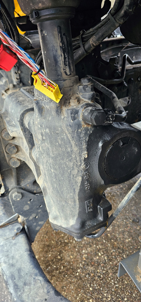 MAN MAN TGX / TGS EURO6 emission steering column, steering gear, driving shaft, driving control mechanism 81462006535, 81462009416, 81462009357, 81462009535, 81462006582, 81462006541, 81462009541, 8146200 - Rezerves daļa - Kravas automašīna: foto 1 MAN MAN TGX / TGS EURO6 emission steering column, steering gear, driving shaft, driving control mechanism 81462006535, 81462009416, 81462009357, 81462009535, 81462006582, 81462006541, 81462009541, 8146200 - Rezerves daļa - Kravas automašīna: foto 1