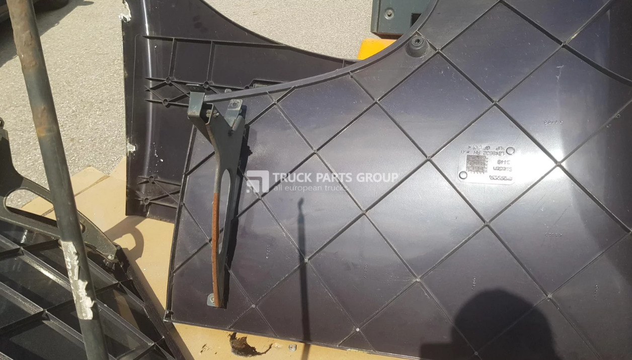 SCANIA SCANIA R series TOPLINE cab spoilers 1348532, 1731082, 1731083, 1348531, 1357911, 1480482, 1847085, 1847086, 1534228, 1534061, 1847084, 1847083, 1532459, 1532458 - Aerodinamika/ Spoileris - Kravas automašīna: foto 2 SCANIA SCANIA R series TOPLINE cab spoilers 1348532, 1731082, 1731083, 1348531, 1357911, 1480482, 1847085, 1847086, 1534228, 1534061, 1847084, 1847083, 1532459, 1532458 - Aerodinamika/ Spoileris - Kravas automašīna: foto 2