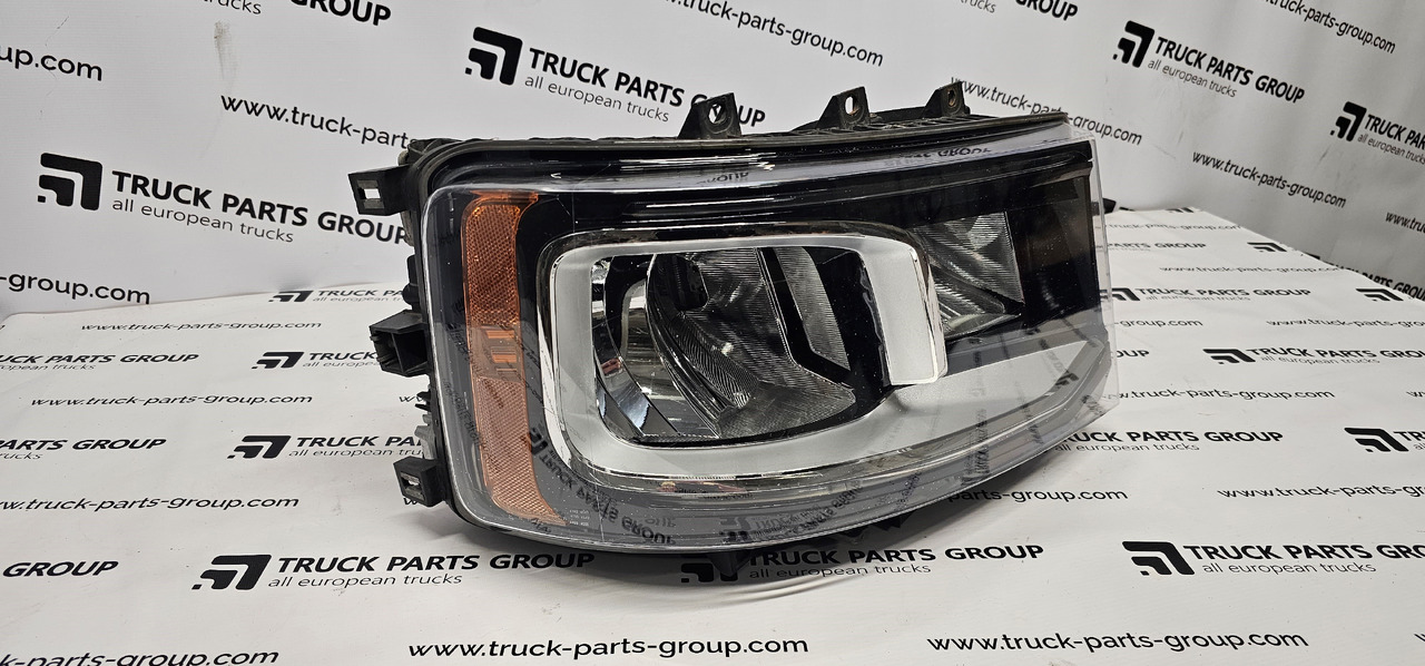 SCANIA Scania headlight S line EURO 6, lamps 2674390, 2379882, 2655848, 2674391, 2379886, 2655849, 2674392, 2674412, 2338121, 2338122, 2338273, 2338275, 2338281, 2338282, 2311420, 2295953, 2529168, 2346372, - Tuvās gaismas - Kravas automašīna: foto 1 SCANIA Scania headlight S line EURO 6, lamps 2674390, 2379882, 2655848, 2674391, 2379886, 2655849, 2674392, 2674412, 2338121, 2338122, 2338273, 2338275, 2338281, 2338282, 2311420, 2295953, 2529168, 2346372, - Tuvās gaismas - Kravas automašīna: foto 1