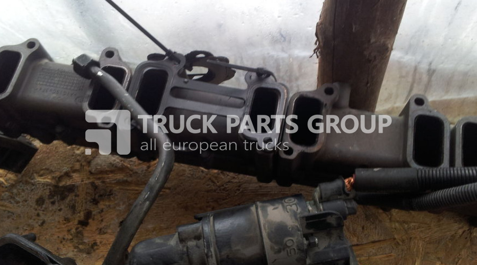 Eļļas filtrs - Kravas automašīna SCANIA oil filter housing: foto 17