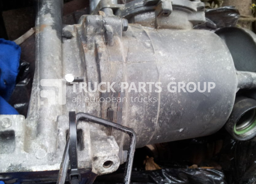 Eļļas filtrs - Kravas automašīna SCANIA oil filter housing: foto 7
