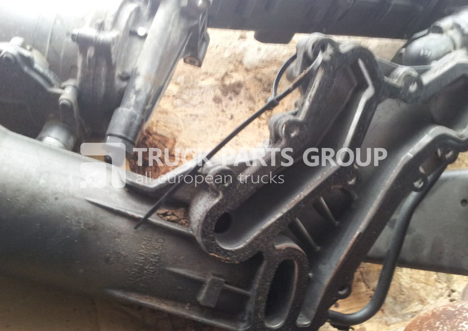Eļļas filtrs - Kravas automašīna SCANIA oil filter housing: foto 21