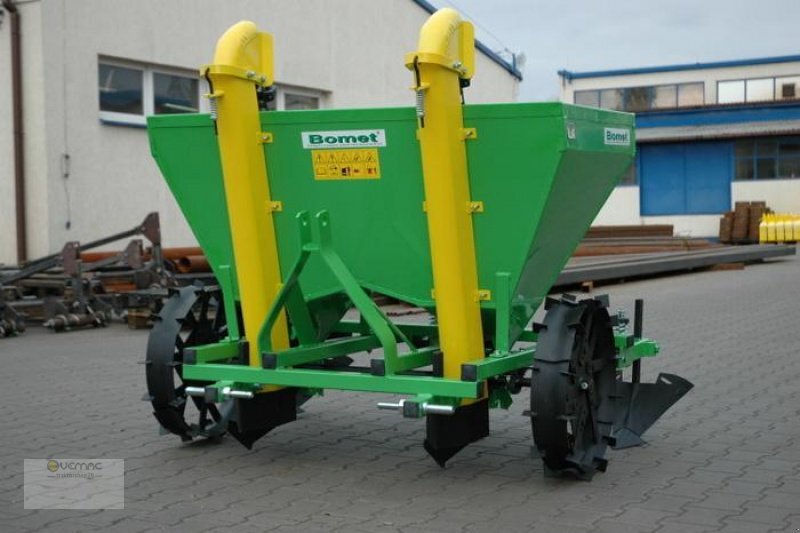 BOMET Kartoffellegemaschine Kartoffelpflanzmaschine 2-reihig NEU - Kartupeļu stādāmā mašīna: foto 2 BOMET Kartoffellegemaschine Kartoffelpflanzmaschine 2-reihig NEU - Kartupeļu stādāmā mašīna: foto 2