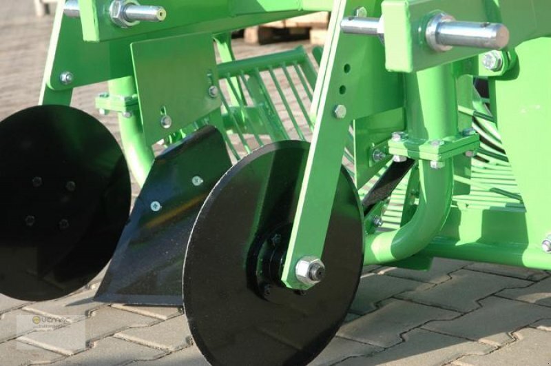 BOMET Z655 Kartoffelroder Roder Kartoffel Schwingsiebroder NEU - Kartupeļu kombains: foto 4 BOMET Z655 Kartoffelroder Roder Kartoffel Schwingsiebroder NEU - Kartupeļu kombains: foto 4