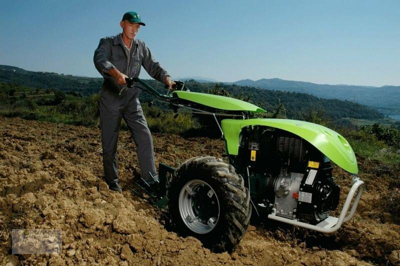 Vemac Einachser Traktor 12PS Diesel Special Green Einachstraktor NEU - Motobloks: foto 4 Vemac Einachser Traktor 12PS Diesel Special Green Einachstraktor NEU - Motobloks: foto 4