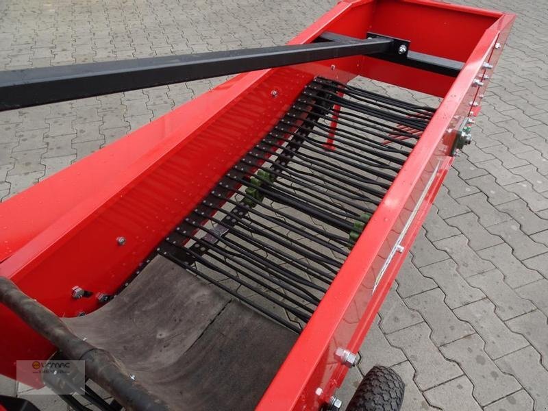 Vemac Kartoffelroder Basic Siebkettenroder Roder Kartoffelernter Kettenroder NEU - Kartupeļu kombains: foto 5 Vemac Kartoffelroder Basic Siebkettenroder Roder Kartoffelernter Kettenroder NEU - Kartupeļu kombains: foto 5