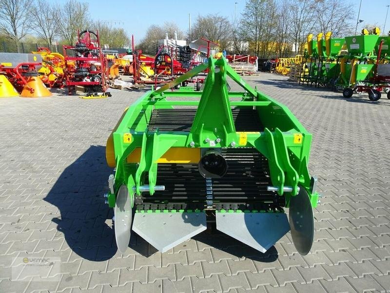 Vemac Kartoffelroder Bomet UPUS Z656 2reihig Siebkettenroder Roder NEU - Kartupeļu kombains: foto 5 Vemac Kartoffelroder Bomet UPUS Z656 2reihig Siebkettenroder Roder NEU - Kartupeļu kombains: foto 5