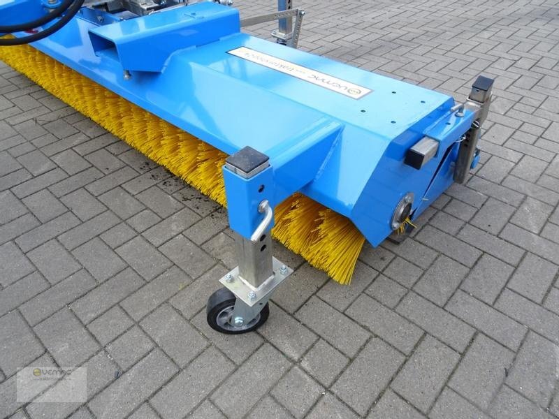 Jaunā Birste Vemac Kehrmaschine 250cm Kehrbürste Schlepper Traktor Gabelstapler NEU: foto 10 Jaunā Birste Vemac Kehrmaschine 250cm Kehrbürste Schlepper Traktor Gabelstapler NEU: foto 10