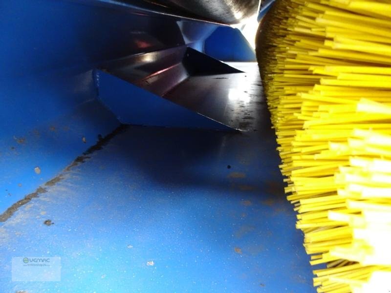 Jaunā Birste Vemac Kehrmaschine 250cm Kehrbürste Schlepper Traktor Gabelstapler NEU: foto 17 Jaunā Birste Vemac Kehrmaschine 250cm Kehrbürste Schlepper Traktor Gabelstapler NEU: foto 17