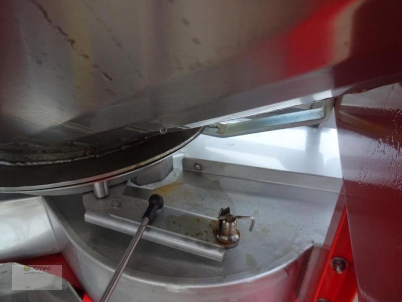 Jaunā Minerālmēslu izkliedētājs Vemac Zweischeibenstreuer 2000KG Streuer Winterdienst Traktor NEU: foto 8