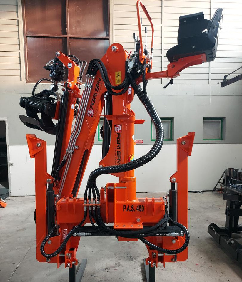 GRU - CARICATORE FORESTALE PAS 450 - Celtnis-manipulators - Meža tehnika: foto 2 GRU - CARICATORE FORESTALE PAS 450 - Celtnis-manipulators - Meža tehnika: foto 2