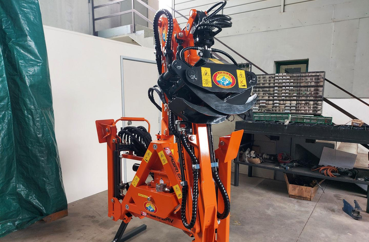 Gru - caricatore forestale PAS300 - Celtnis-manipulators - Meža tehnika: foto 2 Gru - caricatore forestale PAS300 - Celtnis-manipulators - Meža tehnika: foto 2