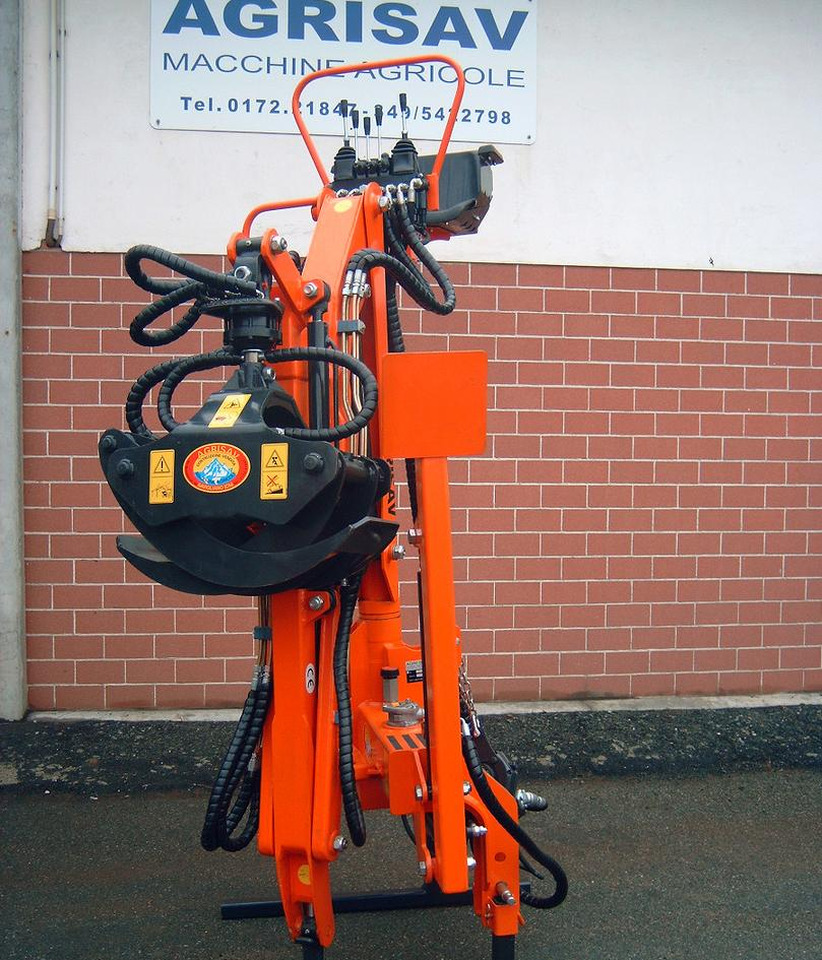 Gru- caricatore forestale PAS350 - Celtnis-manipulators - Meža tehnika: foto 2 Gru- caricatore forestale PAS350 - Celtnis-manipulators - Meža tehnika: foto 2