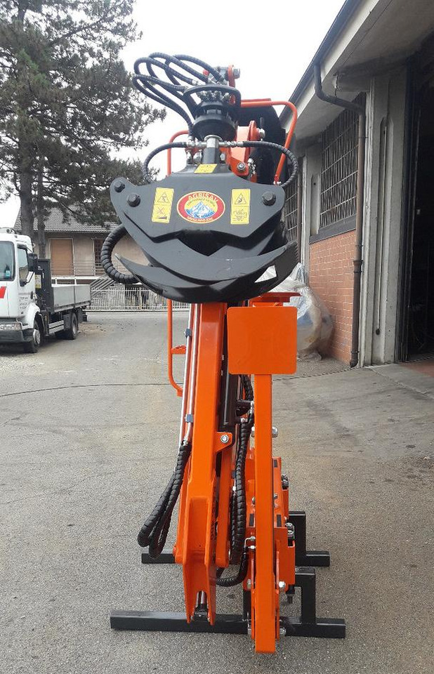 Gru - caricatore forestale PAS450 da rimorchio - Celtnis-manipulators - Meža tehnika: foto 2 Gru - caricatore forestale PAS450 da rimorchio - Celtnis-manipulators - Meža tehnika: foto 2