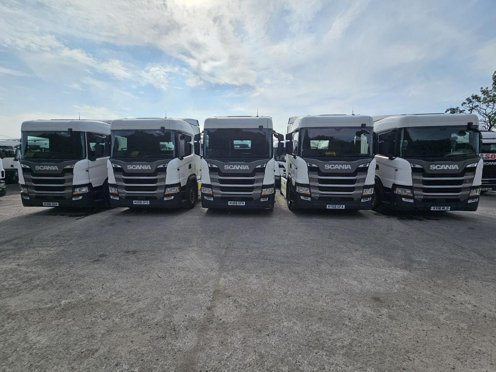 Vilcējs Scania G410: foto 18