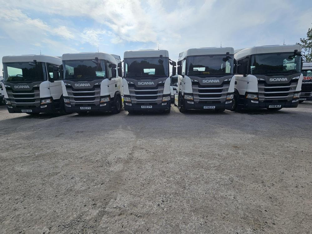 Vilcējs Scania G410: foto 9
