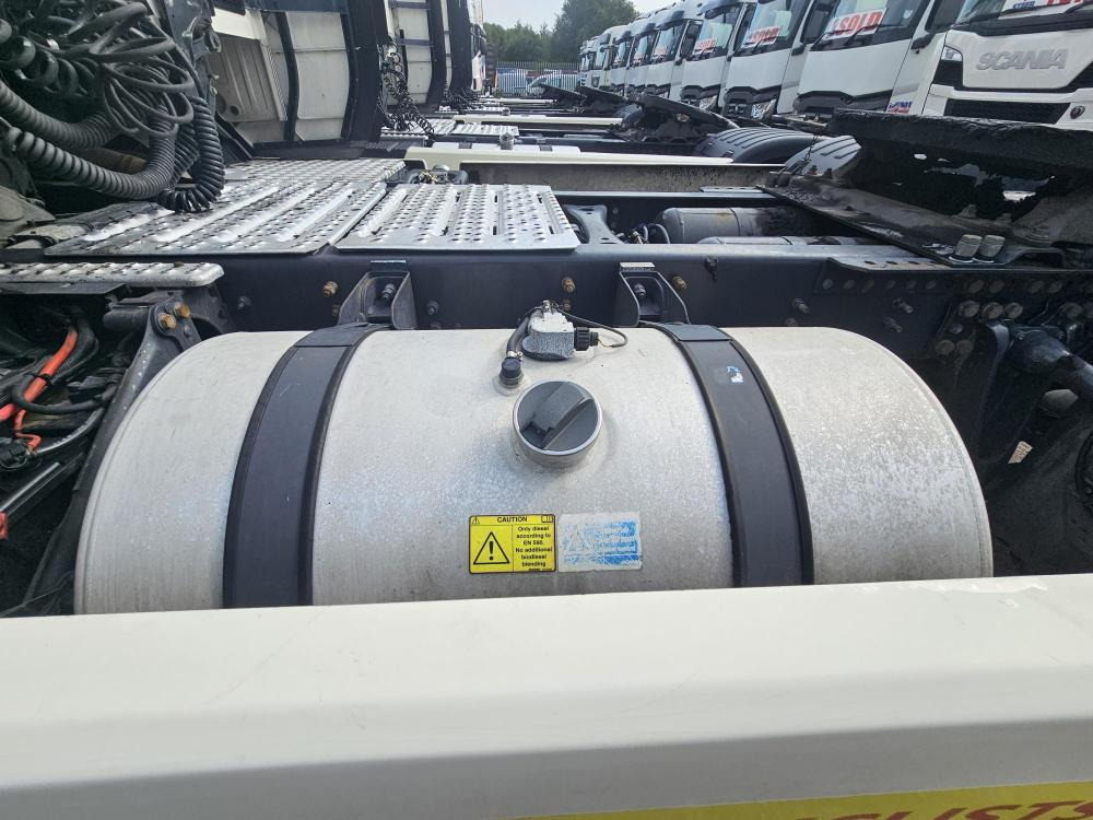 Vilcējs Scania G410: foto 7