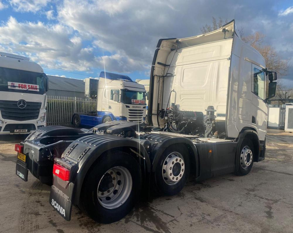 Vilcējs Scania R450: foto 10
