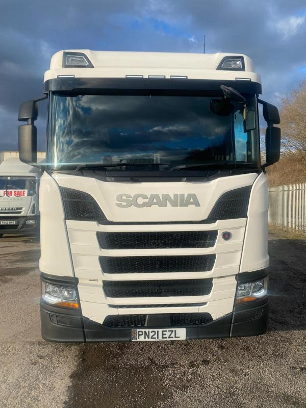 Vilcējs Scania R450: foto 12