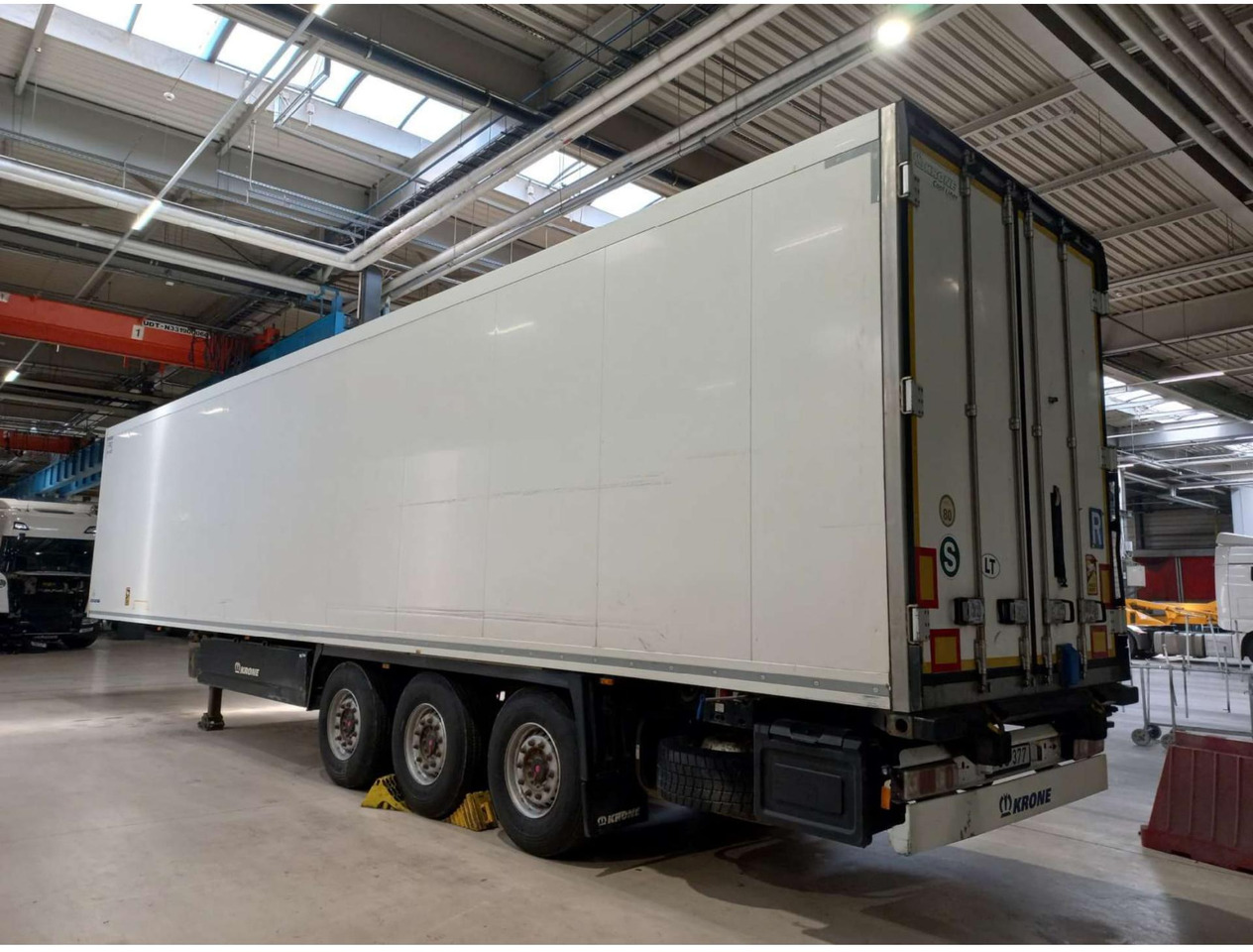 2018 Krone SDR Double Deck Cool Liner FP45 ThermoKing SLXi 300 Lifting Axle - Puspiekabe refrižerators: foto 5 2018 Krone SDR Double Deck Cool Liner FP45 ThermoKing SLXi 300 Lifting Axle - Puspiekabe refrižerators: foto 5