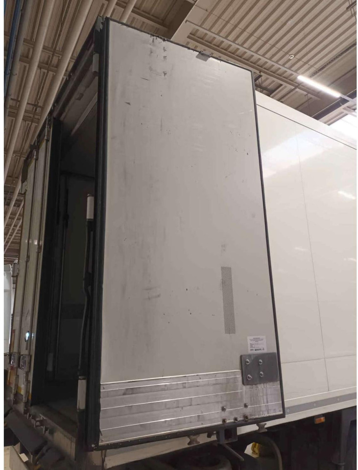 2018 Krone SDR Double Deck Cool Liner FP45 ThermoKing SLXi 300 Lifting Axle - Puspiekabe refrižerators: foto 5 2018 Krone SDR Double Deck Cool Liner FP45 ThermoKing SLXi 300 Lifting Axle - Puspiekabe refrižerators: foto 5