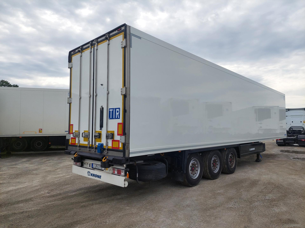2018 Krone SDR Double Deck Cool Liner FP60 ThermoKing SLXi 300 Lifting Axle - Puspiekabe refrižerators: foto 4 2018 Krone SDR Double Deck Cool Liner FP60 ThermoKing SLXi 300 Lifting Axle - Puspiekabe refrižerators: foto 4
