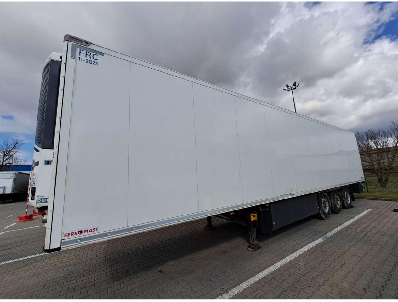 2019/2020 Schmitz Cargobull SKO FP 60 ThermoKing SLXi 300 - Puspiekabe refrižerators: foto 4 2019/2020 Schmitz Cargobull SKO FP 60 ThermoKing SLXi 300 - Puspiekabe refrižerators: foto 4