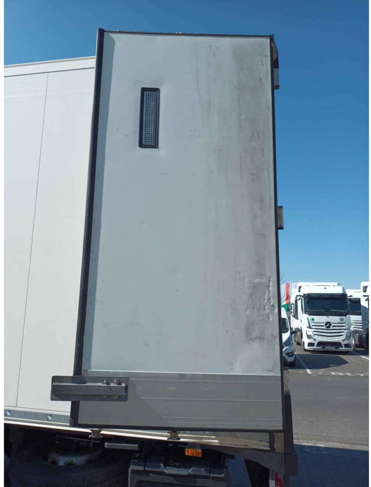 2020 Schmitz Cargobull SKO FP 60 ThermoKing SLXi 300 - Puspiekabe refrižerators: foto 3 2020 Schmitz Cargobull SKO FP 60 ThermoKing SLXi 300 - Puspiekabe refrižerators: foto 3