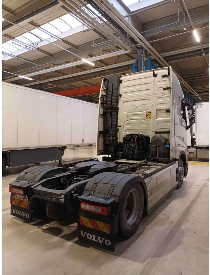 2023 Volvo FH 460 Globetrotter XL i-Save - Citas iekārtas: foto 4 2023 Volvo FH 460 Globetrotter XL i-Save - Citas iekārtas: foto 4