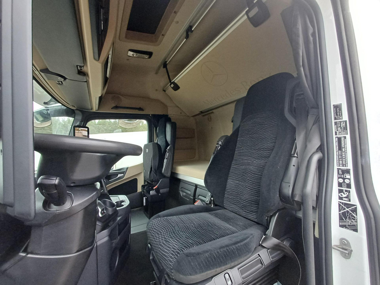 2021 Mercedes-Benz Actros 5 1845 BigSpace - Vilcējs: foto 3 2021 Mercedes-Benz Actros 5 1845 BigSpace - Vilcējs: foto 3