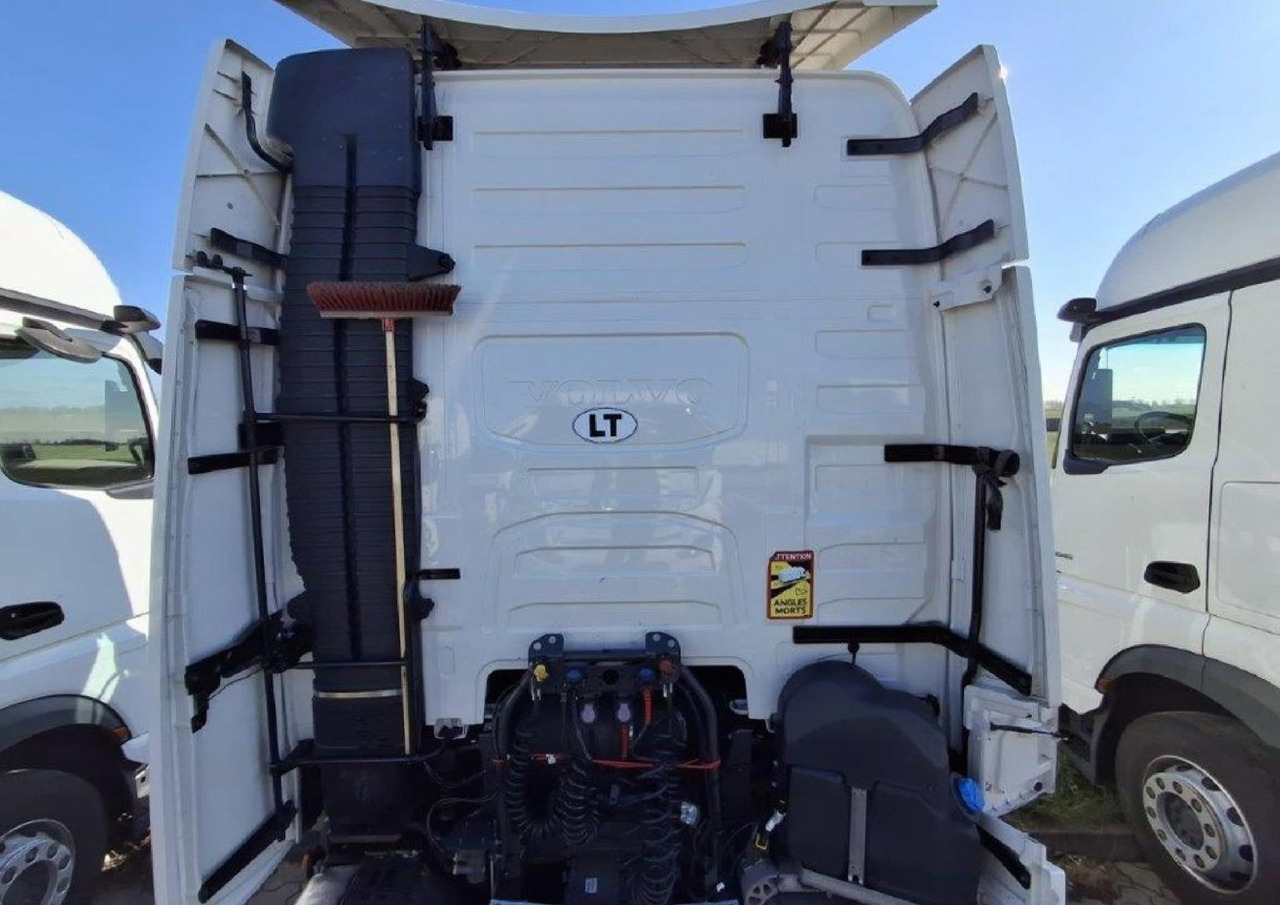 Vilcējs 2022 Volvo FH 500 Globetrotter XL Varios: foto 7