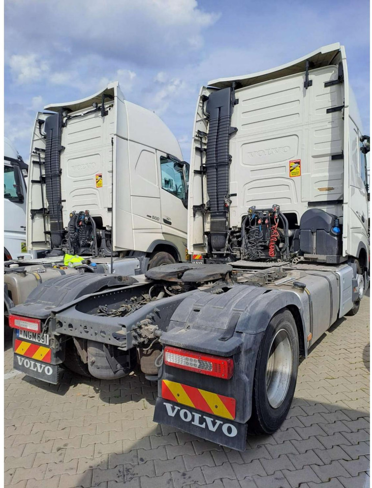 2023 Volvo FH 460 Globetrotter XL Varios i-Save - Vilcējs: foto 1 2023 Volvo FH 460 Globetrotter XL Varios i-Save - Vilcējs: foto 1