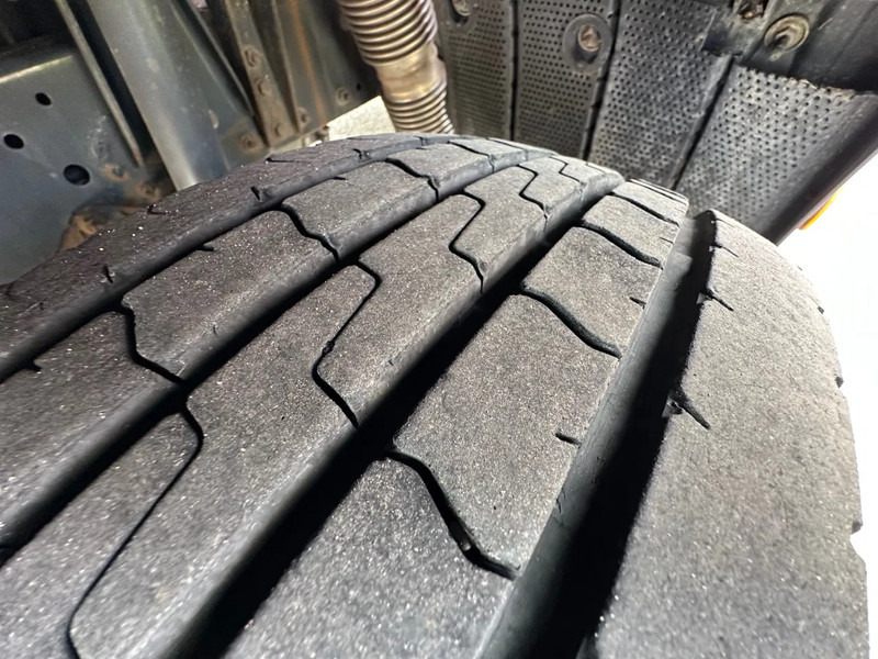 Iveco EuroCargo 80 -160L / EURO 6 / WINCH / ALU RAMPS / LOW KM! / NEW APK - Autovedējs: foto 5 Iveco EuroCargo 80 -160L / EURO 6 / WINCH / ALU RAMPS / LOW KM! / NEW APK - Autovedējs: foto 5