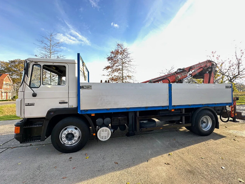 MAN 19.272 F90 / NL TRUCK / 4X2 / EURO1 / ATLAS AK140.1-6,2/1 / MANUAL / FIRST OWNER - Kravas auto ar manipulatoru: foto 4 MAN 19.272 F90 / NL TRUCK / 4X2 / EURO1 / ATLAS AK140.1-6,2/1 / MANUAL / FIRST OWNER - Kravas auto ar manipulatoru: foto 4