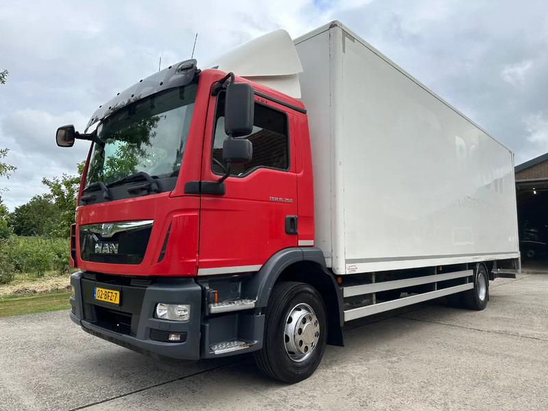 MAN TGM 15.250 / NL TRUCK / EURO 6 / NEW TYRES / NEW TACHO!! / BOX + LOADLIFT 2t - Kravas automašīna ar slēgto virsbūvi: foto 1 MAN TGM 15.250 / NL TRUCK / EURO 6 / NEW TYRES / NEW TACHO!! / BOX + LOADLIFT 2t - Kravas automašīna ar slēgto virsbūvi: foto 1