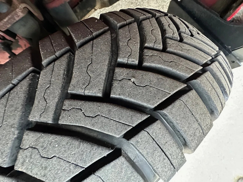 Iveco Daily 40C13 / BE COMBI 12T WITH VELDHUIZEN P31-5A / CREWCAB 7 pers. / NEW APK - Vilcējs: foto 5 Iveco Daily 40C13 / BE COMBI 12T WITH VELDHUIZEN P31-5A / CREWCAB 7 pers. / NEW APK - Vilcējs: foto 5