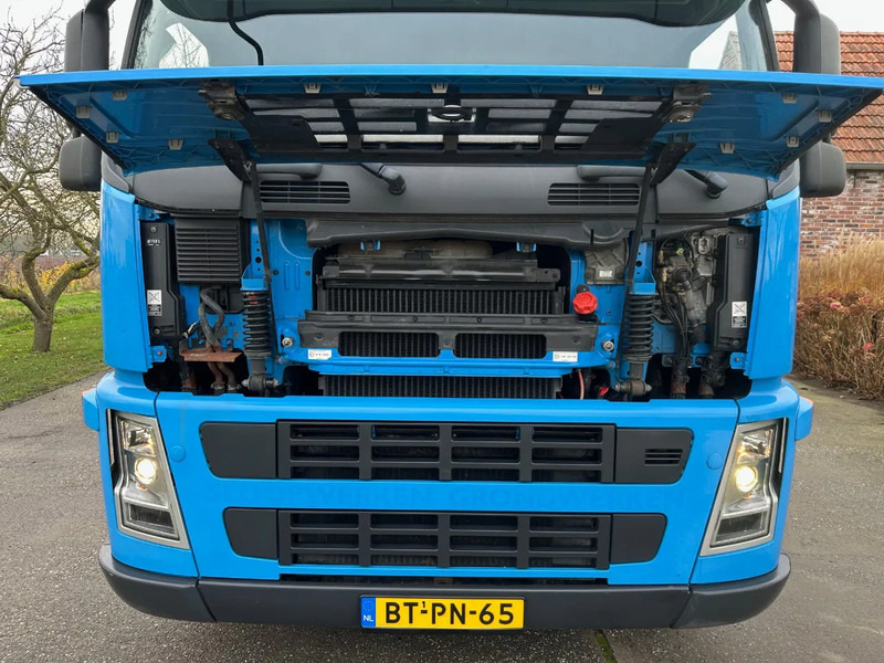 Volvo FM 340 / NL TRUCK / 4X2 / EURO5 / MACHINE TRANSPORT / HYDR. RAMP / WINCH - Autovedējs: foto 4 Volvo FM 340 / NL TRUCK / 4X2 / EURO5 / MACHINE TRANSPORT / HYDR. RAMP / WINCH - Autovedējs: foto 4