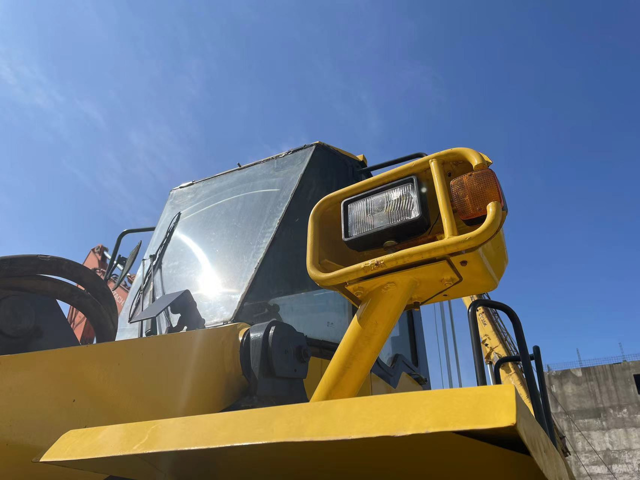 Riteņu iekrāvējs KOMATSU WA380-3: foto 6