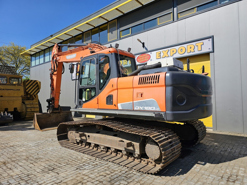 Doosan DX180LC - Kāpurķēžu ekskavators: foto 3 Doosan DX180LC - Kāpurķēžu ekskavators: foto 3