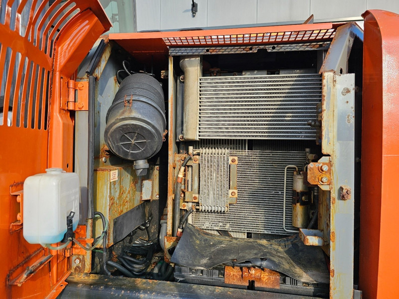 Kāpurķēžu ekskavators Hitachi ZX130LCN-6: foto 18