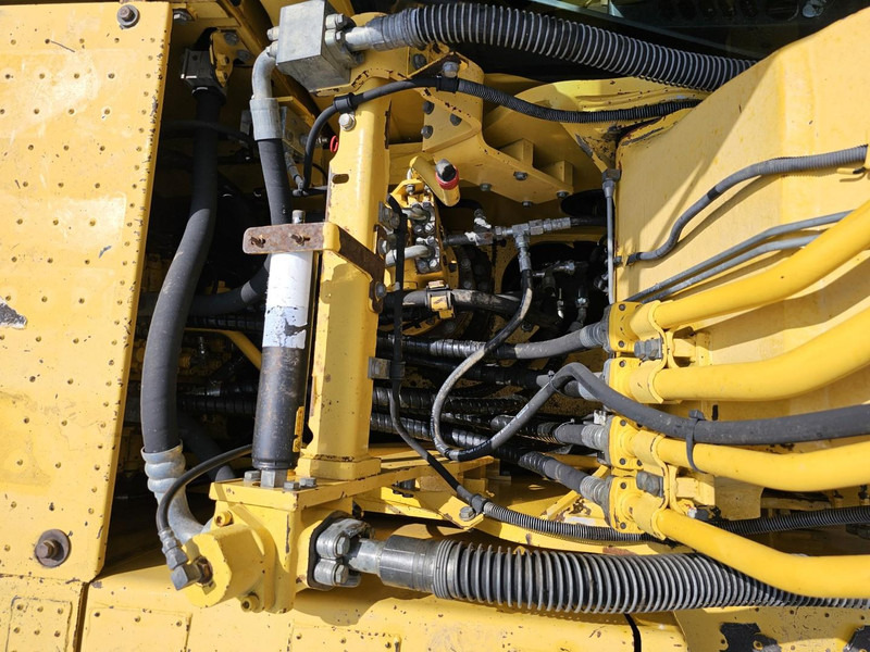 Kāpurķēžu ekskavators Komatsu PC210LC-8: foto 9 Kāpurķēžu ekskavators Komatsu PC210LC-8: foto 9